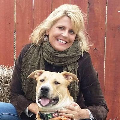 Photo of Deidre E.