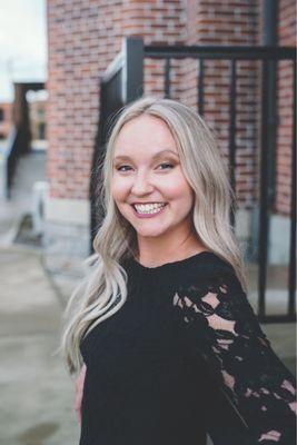 Photo of Andee E.