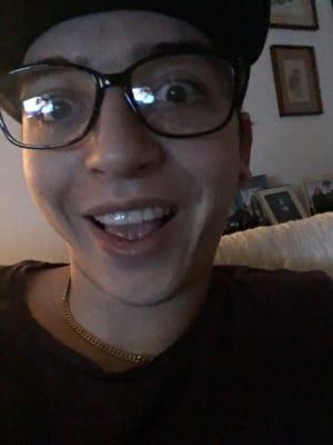 Photo of Johnathan L.