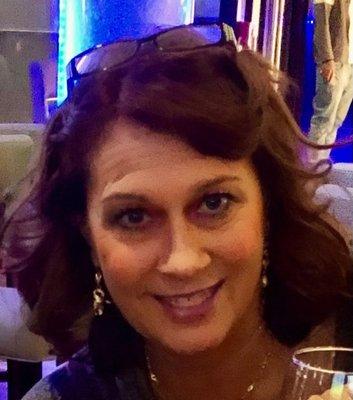 Photo of Robyn G.