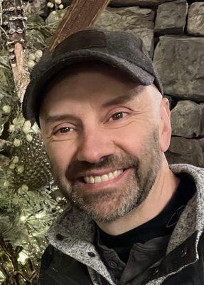 Photo of Todd L.