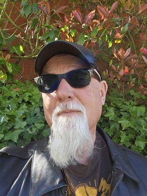 Photo of Robert D.