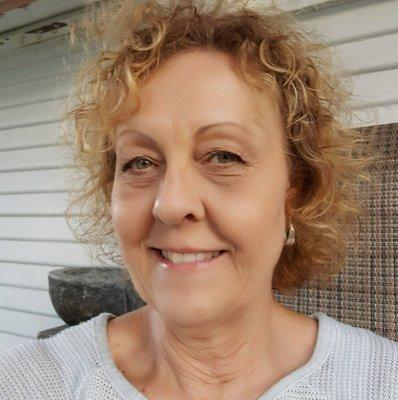 Photo of Linda K.