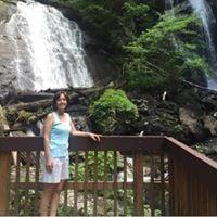 Photo of Lisa F.