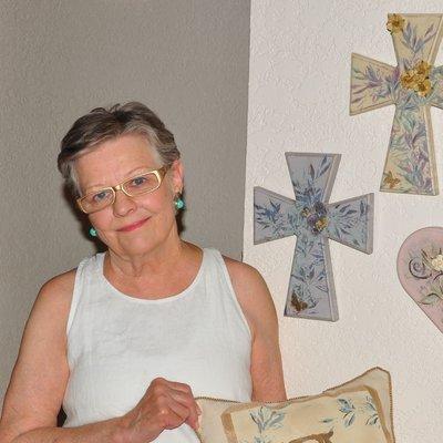 Photo of Denise E.