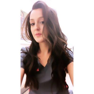 Photo of Lindsey L.