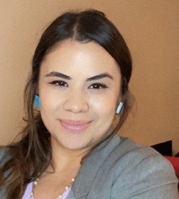 Photo of Lori F.