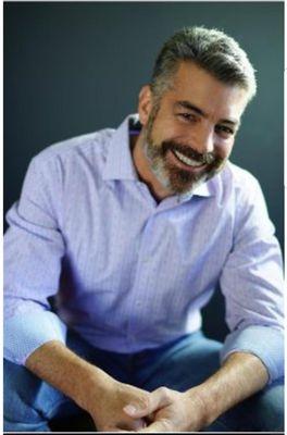 Photo of David R.