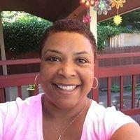 Photo of Paula L.