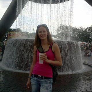 Photo of Sara L.