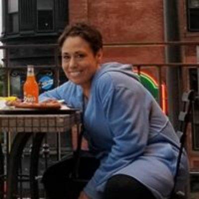 photo of Vicki L.