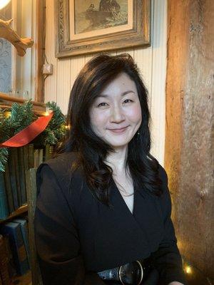 Photo of Angela W.