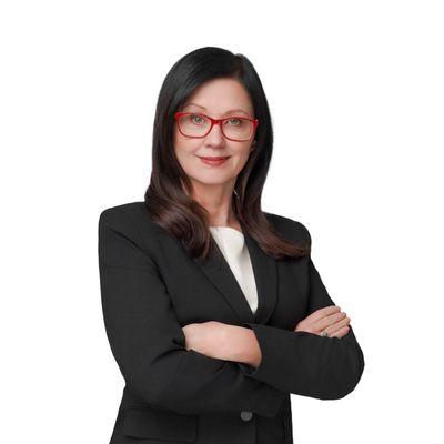 Photo of Lisa M.
