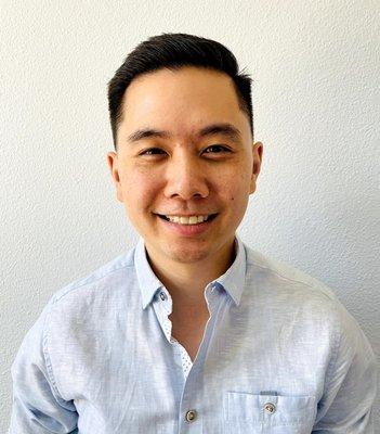 Photo of Jeffrey Y.