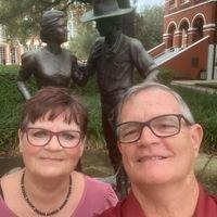 Photo of Debi E.