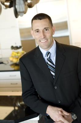 Photo of Dr. Dan Y.