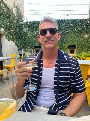 Photo of Jason V.