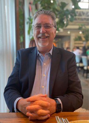 photo of Gary L.