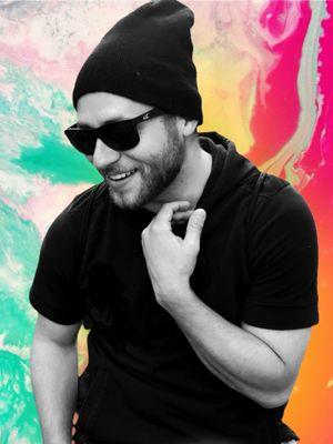 Photo of Darren L.