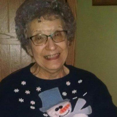Photo of Nancy L.