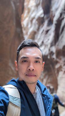 Photo of Dustin T.
