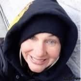 Photo of Leslie D.