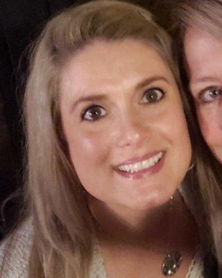 Photo of Kellie W.