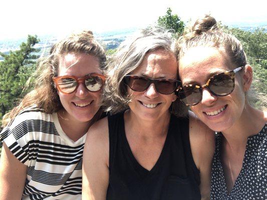 Photo of Lauretta G.