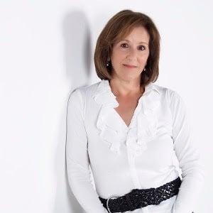 Photo of Lynn Z.