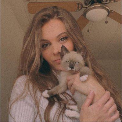 Photo of Claire A.