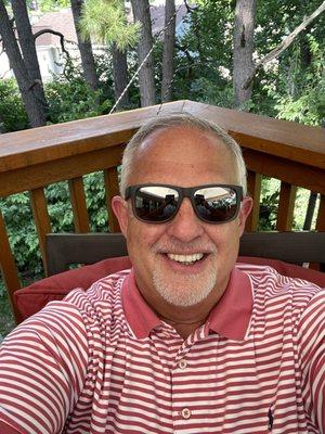 Photo of Lee R.