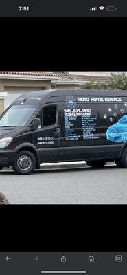 Photo of Mobil M.