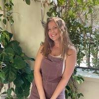 photo of Holly G.