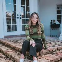 photo of Victoria H.