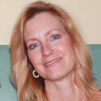 Photo of Lynn A.