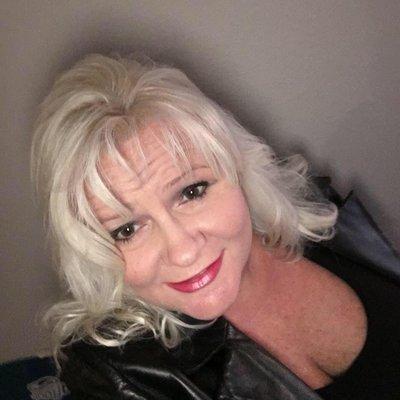 Photo of Lynn J.