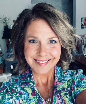 Photo of Lisa B.