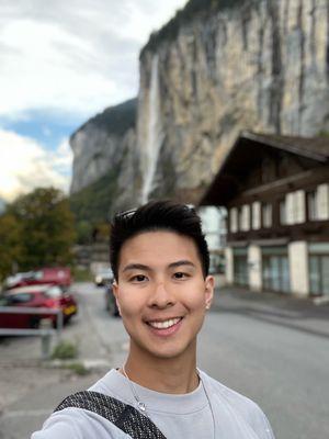 Photo of Daniel T.