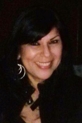 Photo of Joanne V.