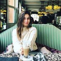 Photo of Nicole W.