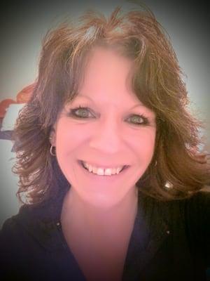 Photo of Lisa B.