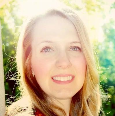 Photo of Julie H.