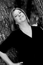 Photo of Maureen L.