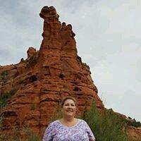 Photo of Linda A.
