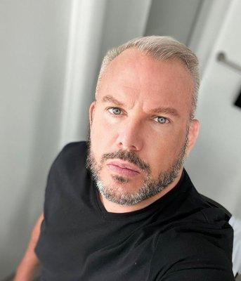 Photo of Asher L.