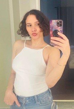 Photo of Angie D.