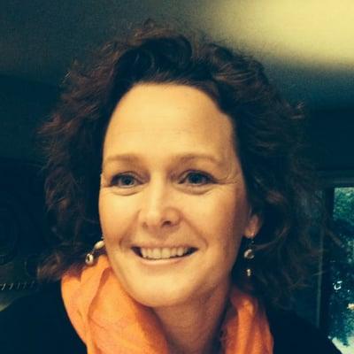 Photo of Stephanie F.