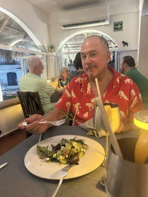 photo of Mauricio R.