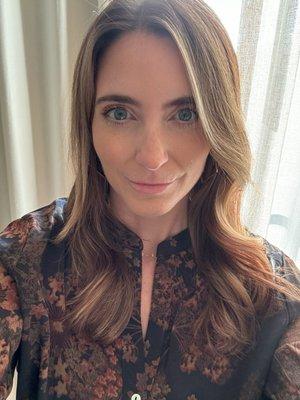 Photo of Julie F.