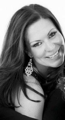 photo of Kelle Rene' ..